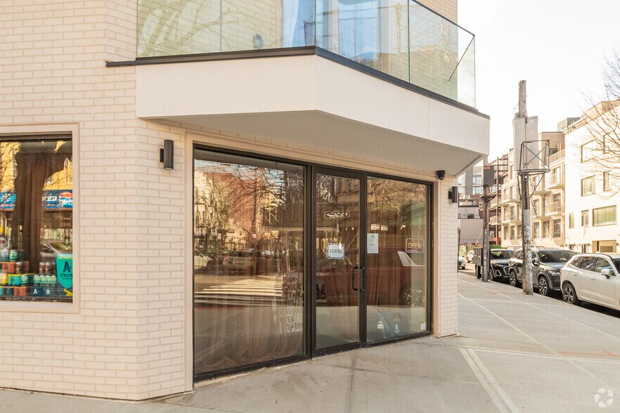 More Photos Of 257 Driggs Ave, Brooklyn Apartments For Lease