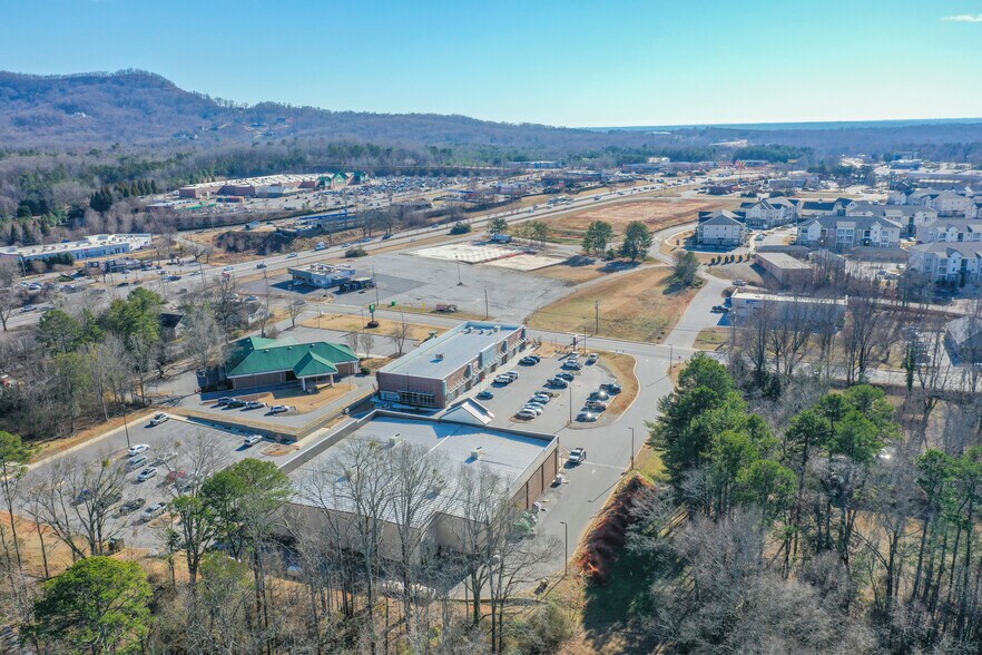 More Photos Of 6516 State Park Rd, Travelers Rest Storefront For Lease