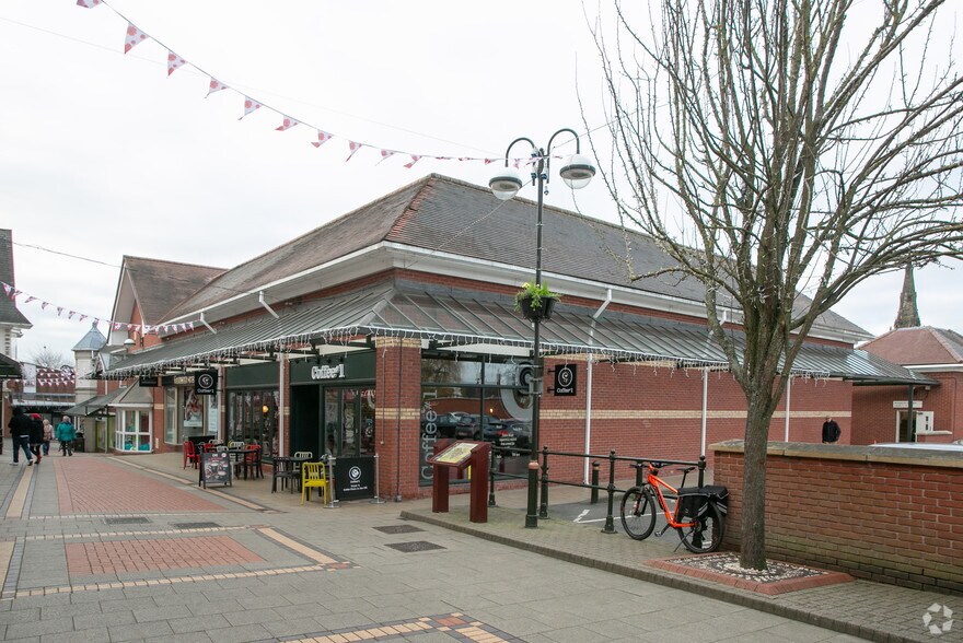 More Photos Of Three Spires Shopping Centre, Lichfield Storefront For Lease
