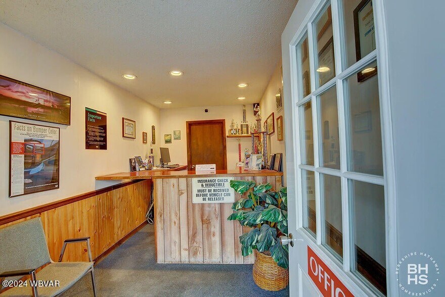 More Photos Of 102 S Henderson St, Lock Haven Auto Repair For Sale