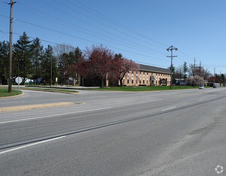 More Photos Of 906 S Chapel St, Newark Land For Lease