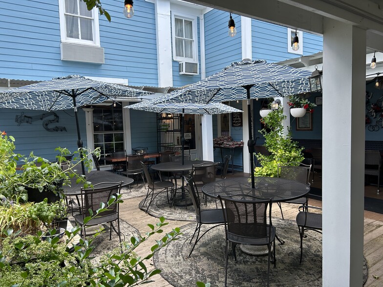 More Photos Of 34 E Church St, Kilmarnock Hotel For Sale