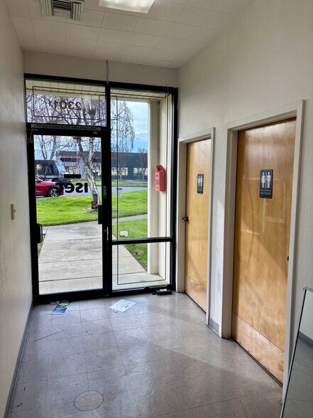 More Photos Of 2301-2303 Tripaldi Way, Hayward Warehouse For Lease
