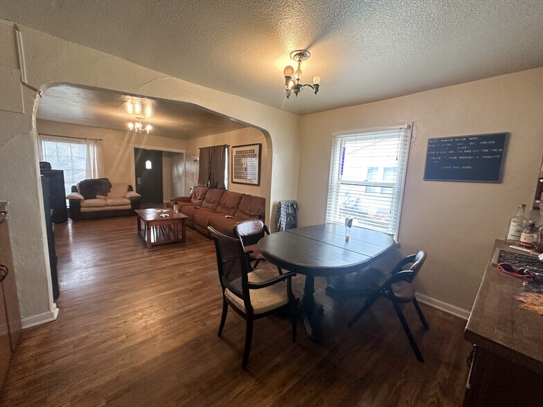 More Photos Of 415 NE Campus St, Pullman Apartments For Sale