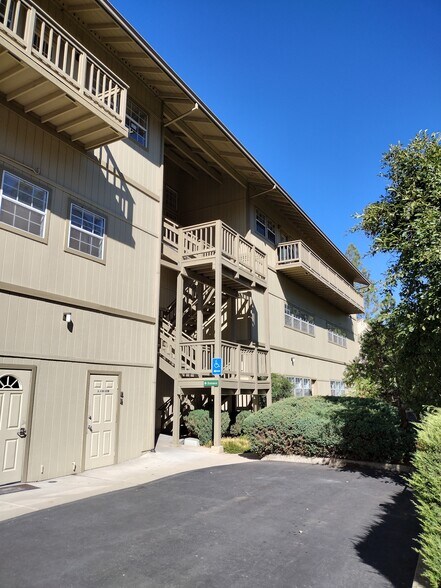 More Photos Of 670 Placerville Dr, Placerville Medical For Lease