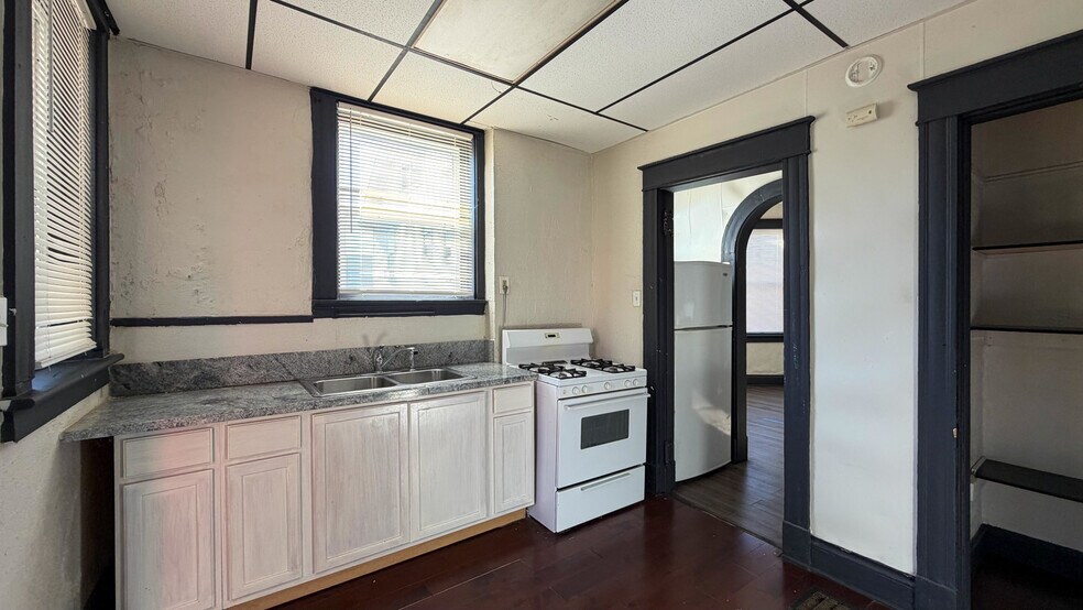 More Photos Of 278 Helen St, Cincinnati Apartments For Sale
