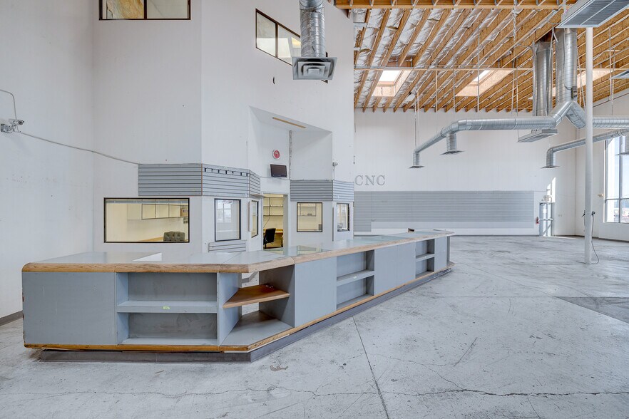 More Photos Of 5461 Arville St, Las Vegas Warehouse For Lease
