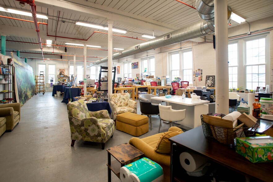 More Photos Of 145 Globe St, Fall River Office For Sale