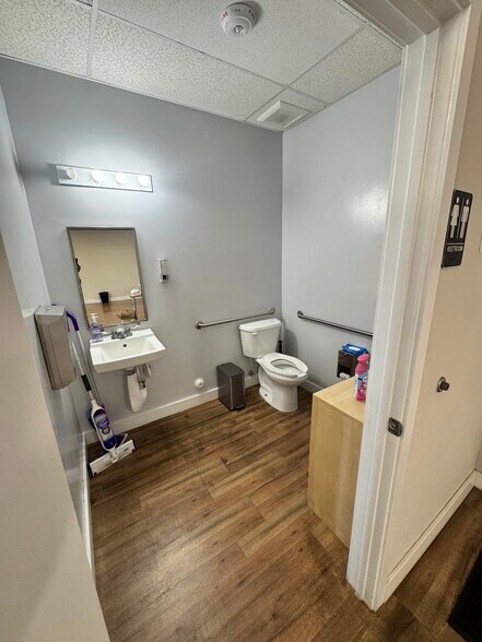 More Photos Of 13202 NW 107th Ave, Hialeah Gardens Warehouse For Sale