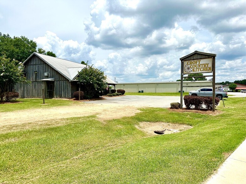 More Photos Of 8419 Valdosta Hwy, Morven Restaurant For Sale