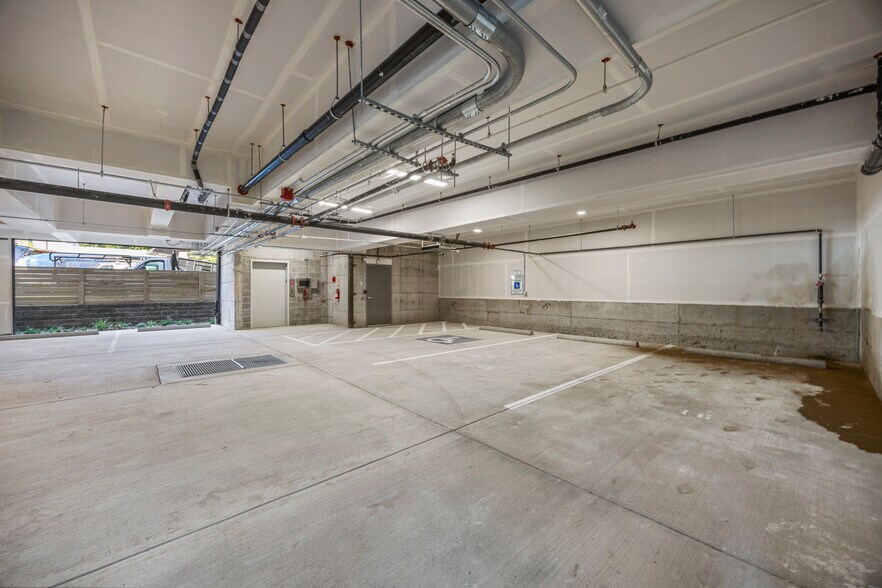 More Photos Of 2152 N 185th St, Shoreline Apartments For Sale