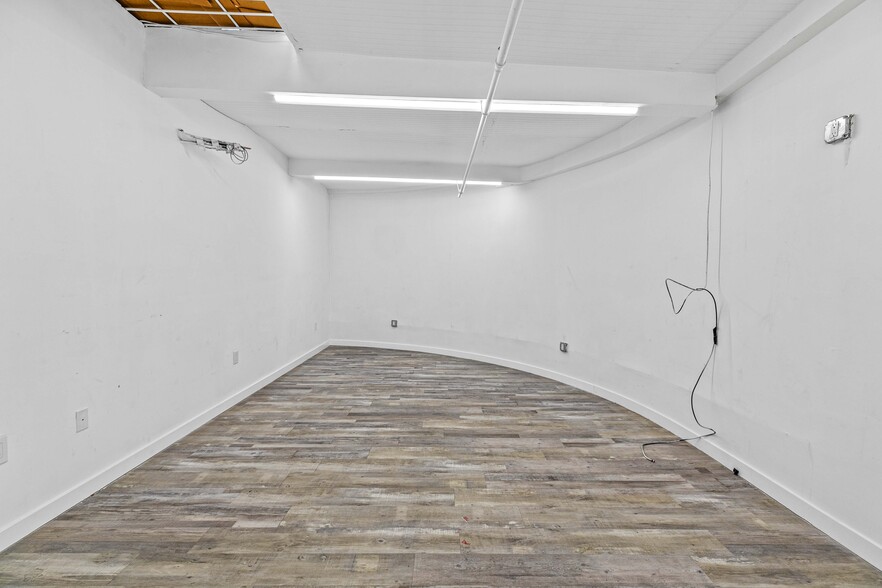 More Photos Of 1767 Standard Ave, Glendale Office For Lease