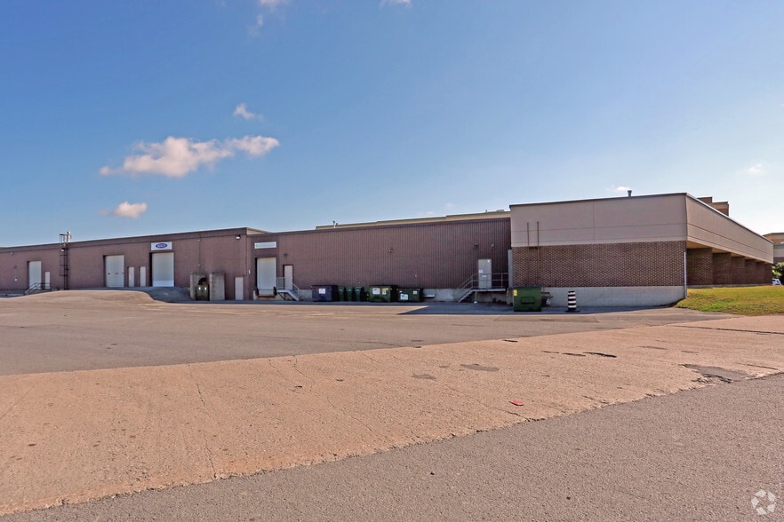 More Photos Of 133 Dalton Ave, Kingston Industrial For Lease