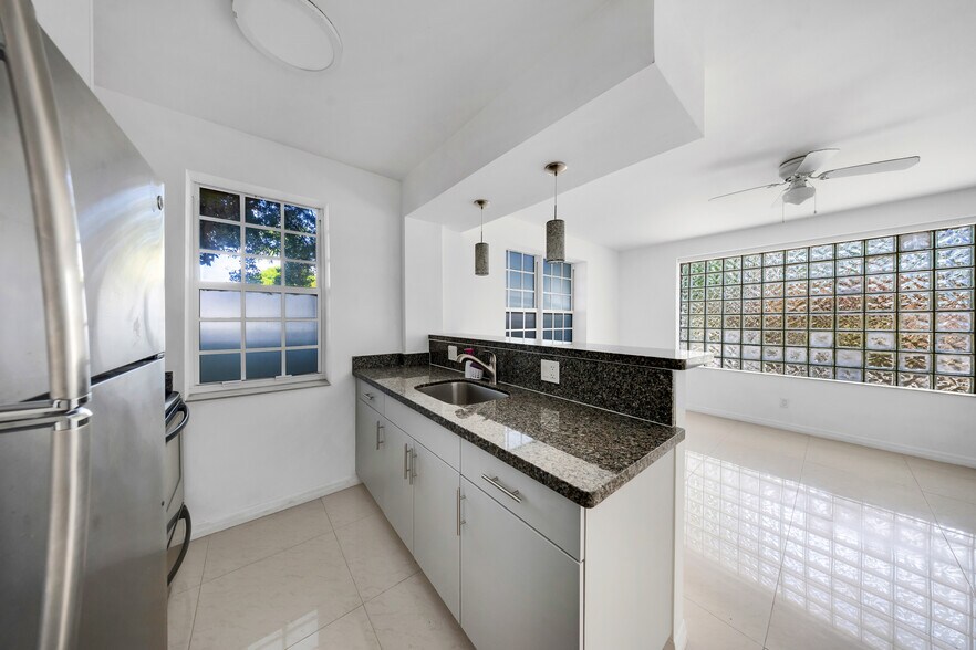 More Photos Of 236 NE 28th St, Miami Apartments For Sale