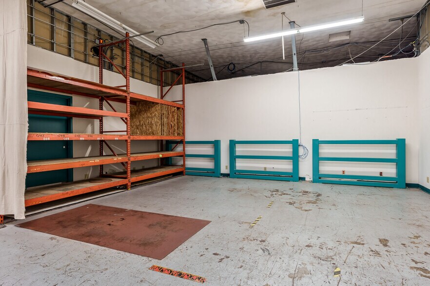 More Photos Of 6212 Material Ave, Loves Park Warehouse For Sale
