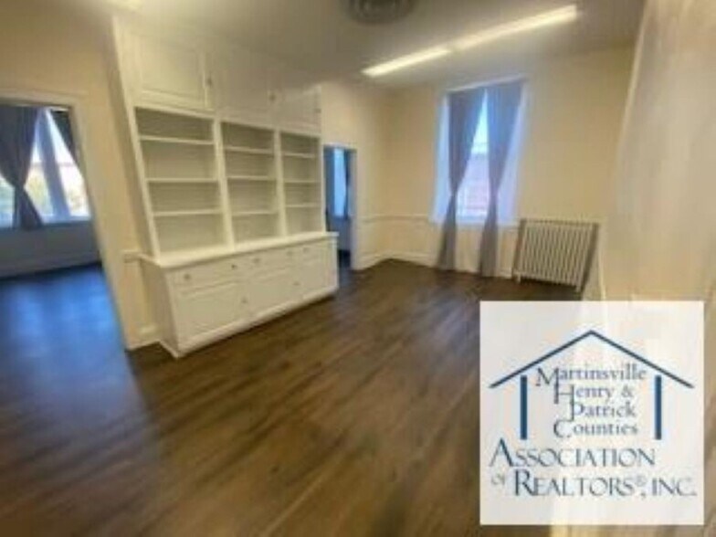More Photos Of 20 E Main St, Martinsville Office For Sale