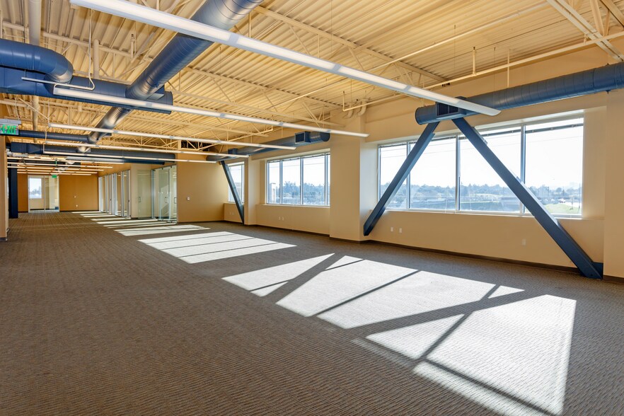 More Photos Of 1385 N McDowell Blvd, Petaluma Office For Lease