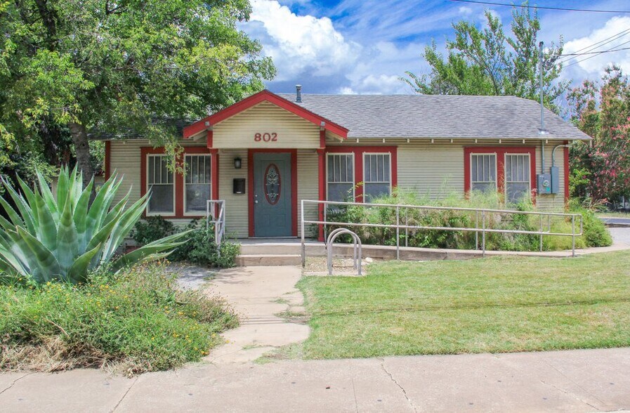 Primary Photo Of 802 W St Elmo Cir, Austin Office Residential For Sale