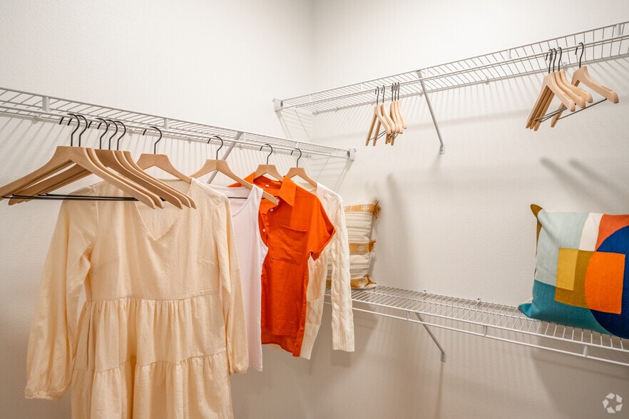 More Photos Of 1010 N Santa Fe Dr, Denver Apartments For Lease