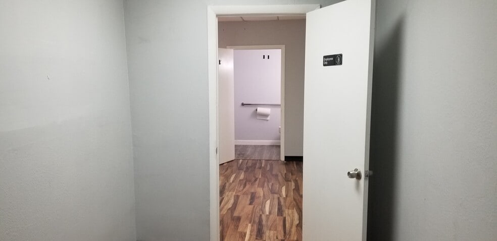 More Photos Of 9244 E Hampton Dr, Capitol Heights Unknown For Lease