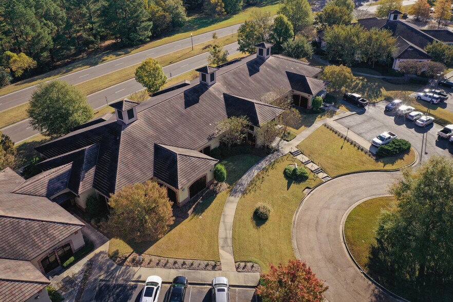 More Photos Of 602 Crescent Pl, Ridgeland Office For Lease