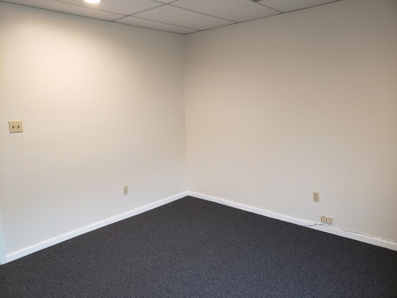 More Photos Of 1090 Adams St, Benicia Loft Creative Space For Lease