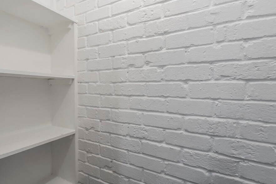 More Photos Of 610 Ferry Rd, Galveston Apartments For Sale