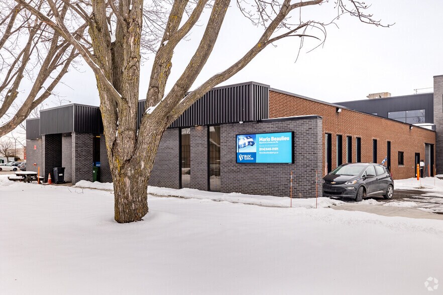 Primary Photo Of , Montréal Industrial For Sale