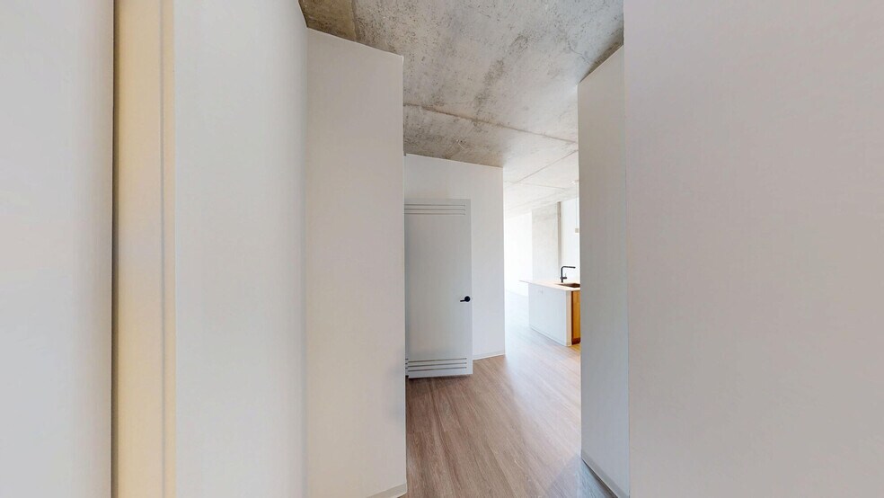 More Photos Of 1717 S Michigan Ave, Chicago Apartments For Lease