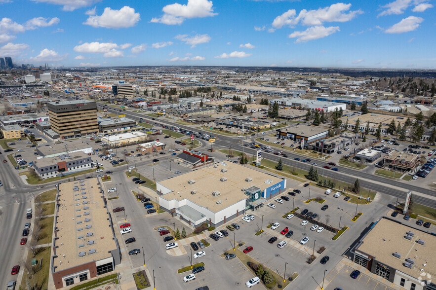 More Photos Of 7337 Macleod Trl S, Calgary Unknown For Lease