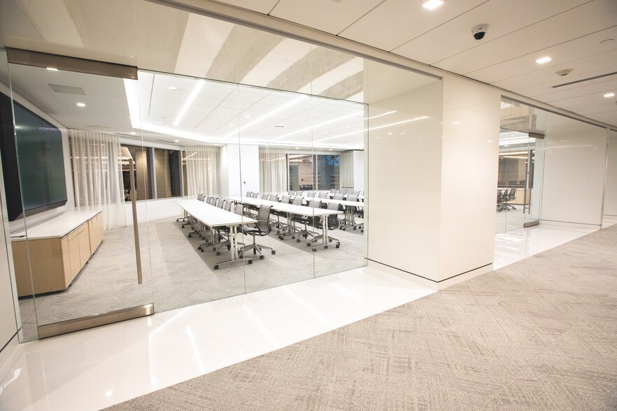 More Photos Of 1221 Brickell Ave, Miami Office For Lease