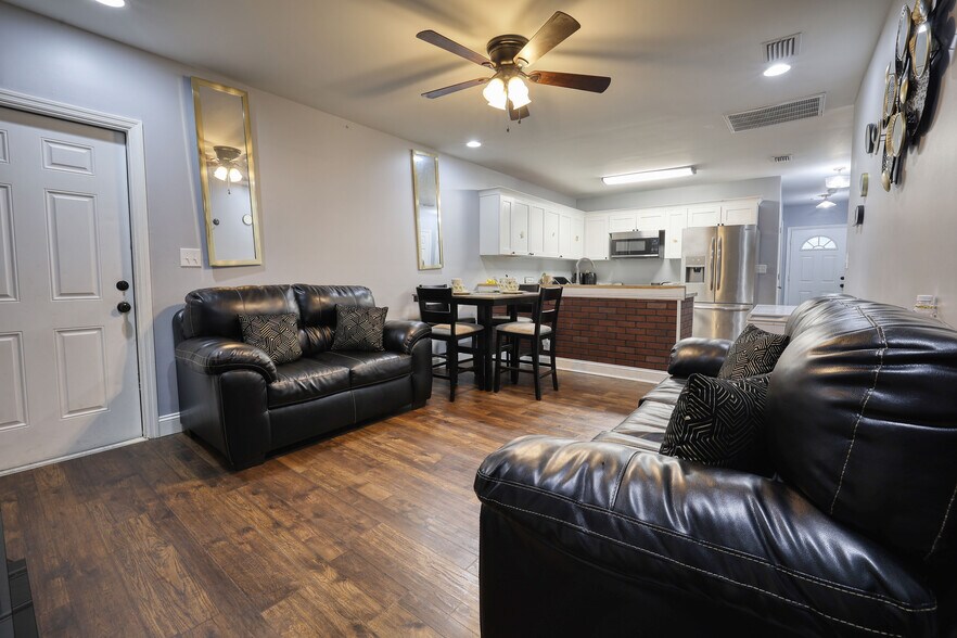 More Photos Of 503 Kornegay St, Dothan Apartments For Sale