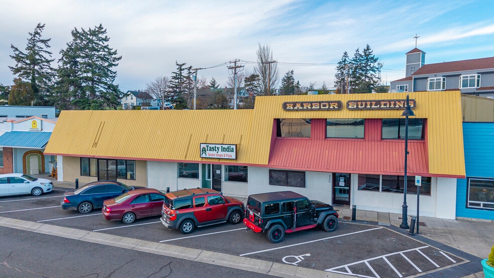 Primary Photo Of 930 SE Pioneer Way, Oak Harbor General Retail For Sale