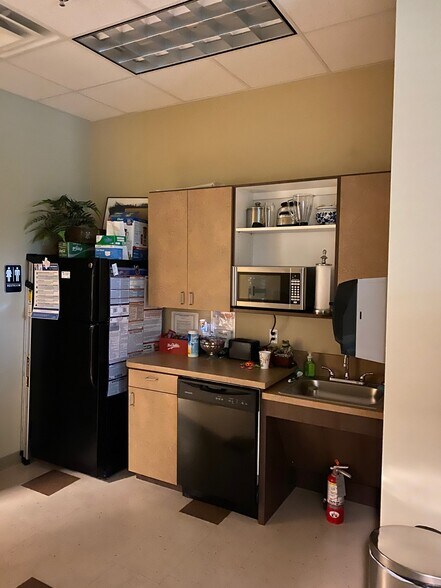 More Photos Of 1020 W Ralph Hall Pky, Rockwall Medical For Lease