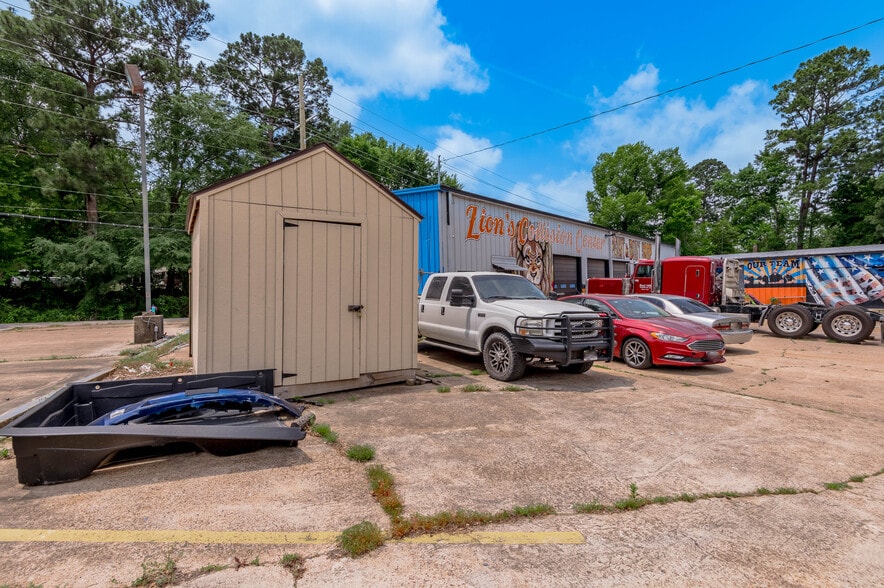 More Photos Of 316 Highway 190 E, Huntsville Auto Repair For Sale