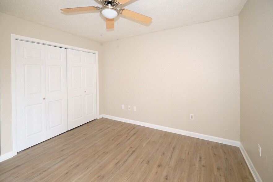 More Photos Of 2215 Buffalo Trl, Morristown Apartments For Sale