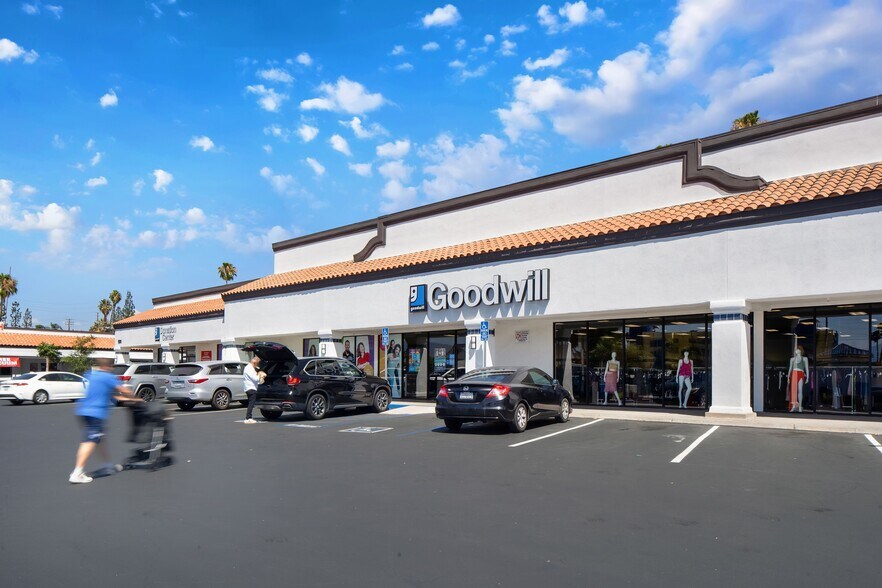 More Photos Of 1200-1330 E Washington St, Colton Unknown For Lease