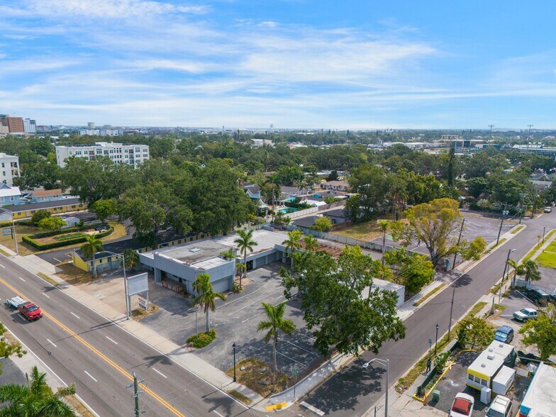 More Photos Of 1505 Tamiami Trl W, Bradenton Freestanding For Sale