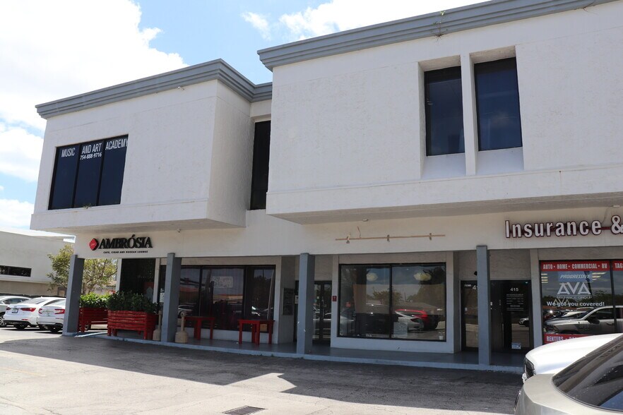 More Photos Of 429 W Hallandale Beach Blvd, Hallandale Unknown For Lease