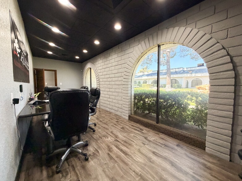 More Photos Of 601 S Rancho Dr, Las Vegas Medical For Sale