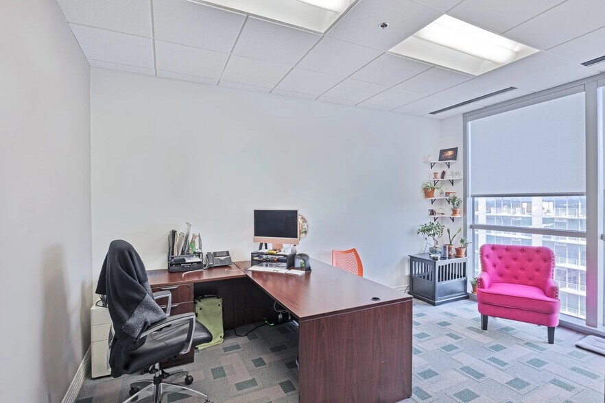 More Photos Of 121-189 S Orange Ave, Orlando Office Residential For Sale