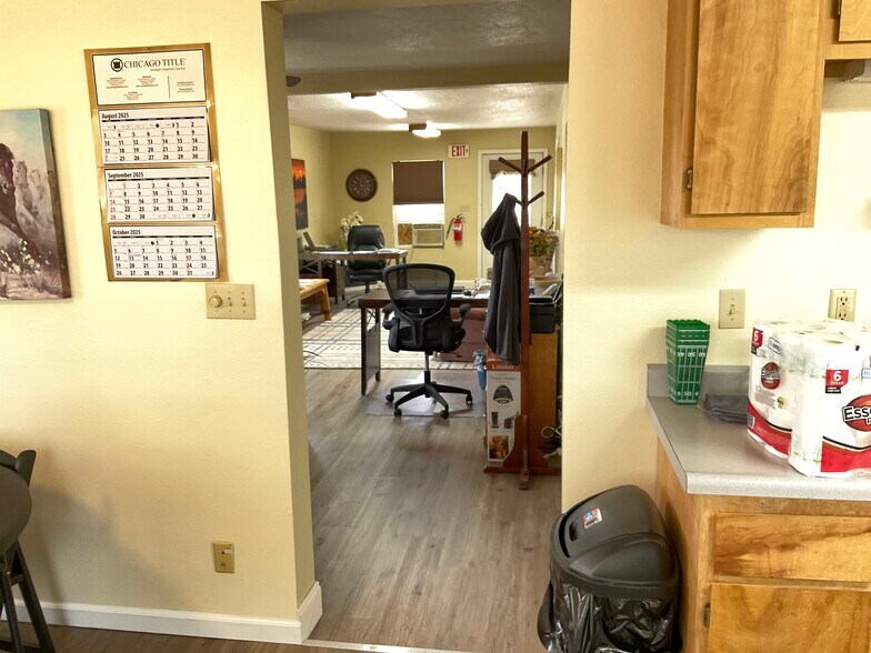 More Photos Of 1302 N East St, Alturas Office Residential For Sale