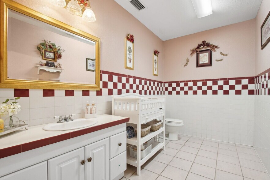More Photos Of 1080 Olive St, Fernandina Beach Religious Facility For Sale