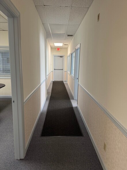 More Photos Of 508 N Commerce Ave, Front Royal Bank For Sale