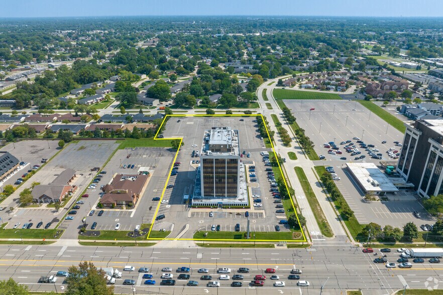 More Photos Of 30500 Van Dyke Ave, Warren Office For Lease