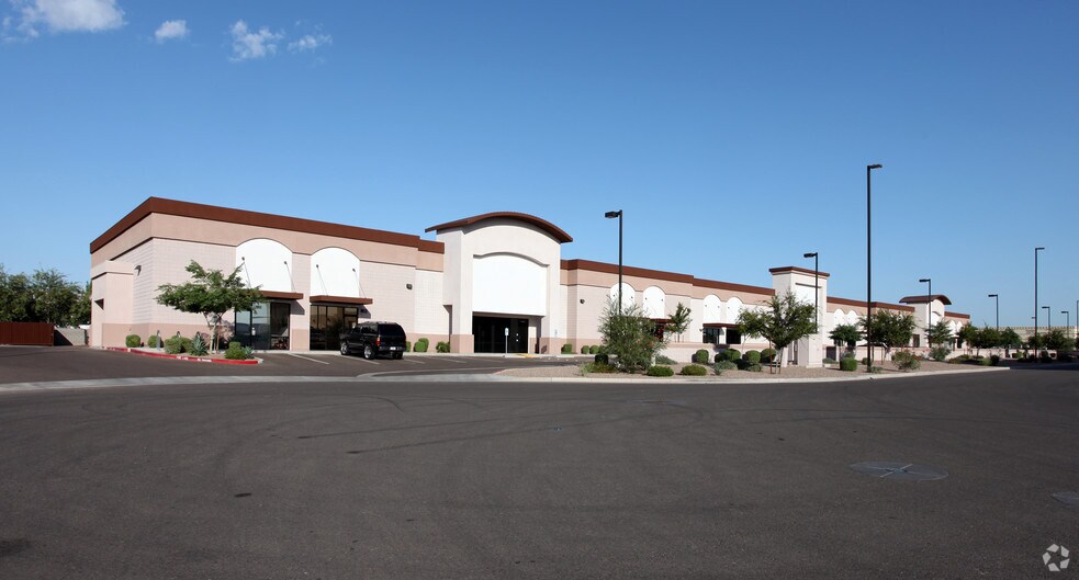 More Photos Of 1324 N Farrell Ct, Gilbert Warehouse For Lease