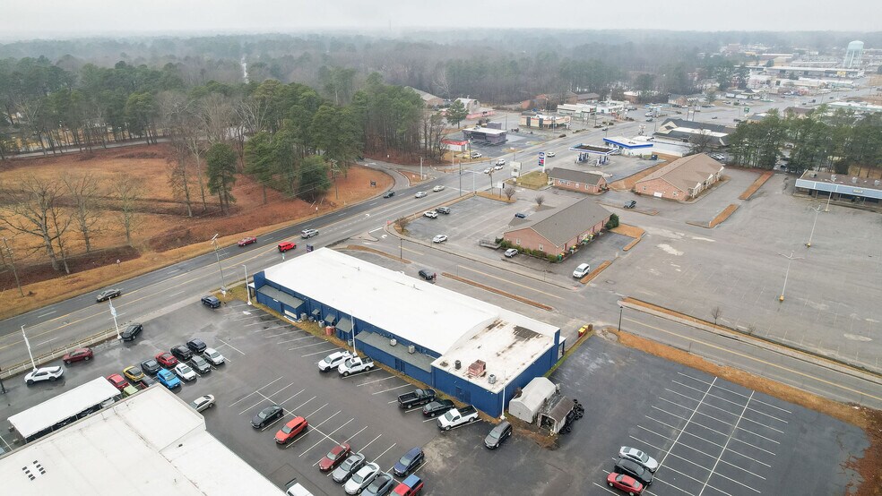 More Photos Of 2825 S Crater Rd, Petersburg Storefront Retail Office For Sale
