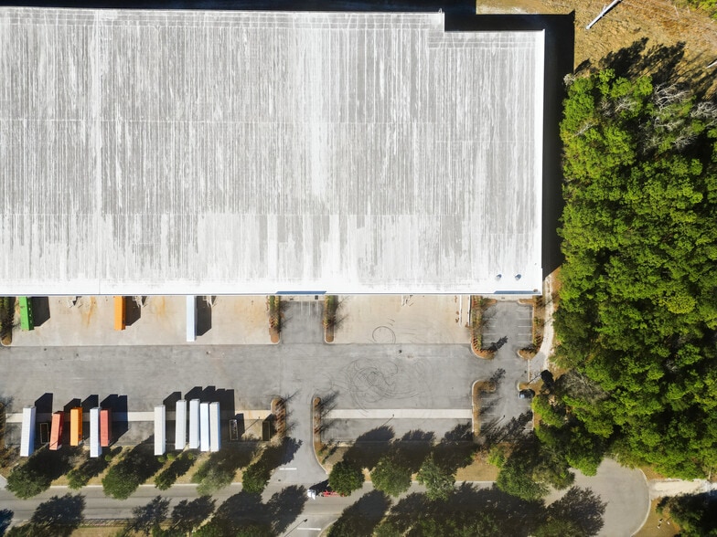 More Photos Of 2310 Charleston Regional Pky, Charleston Distribution For Lease