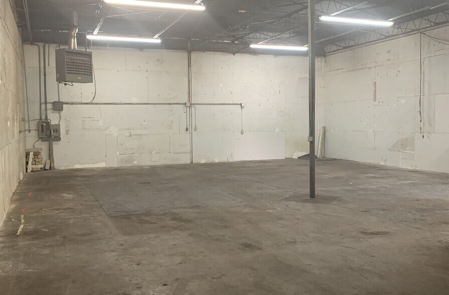 More Photos Of 3425 Raider Dr, Hurst Unknown For Lease