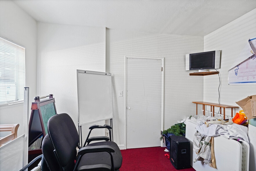 More Photos Of 2703 California St, Berkeley Religious Facility For Sale